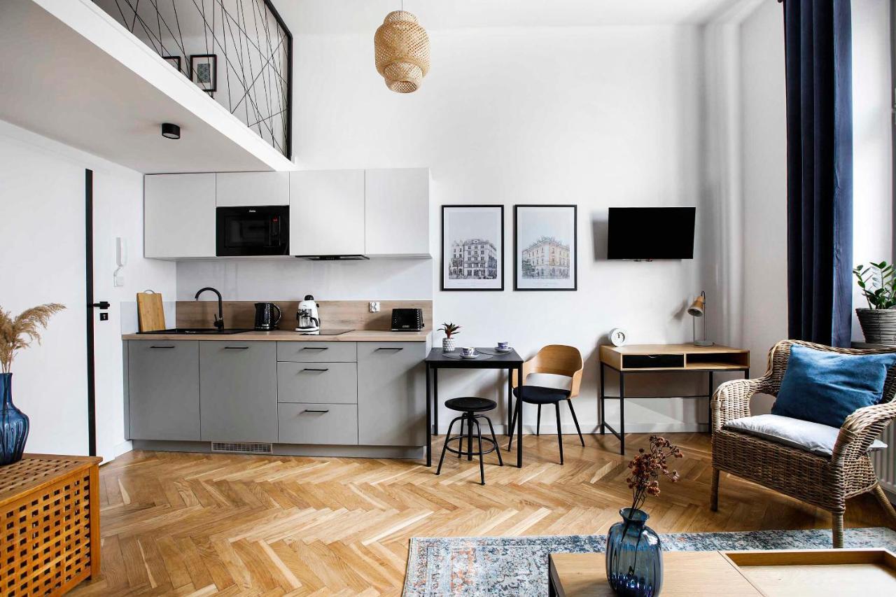 Charming Studio With Kitchen - Old Town, Main Station Krakow Ngoại thất bức ảnh