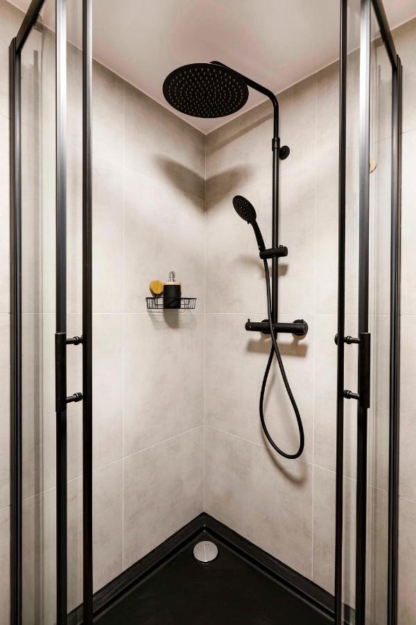 Charming Studio With Kitchen - Old Town, Main Station Krakow Ngoại thất bức ảnh